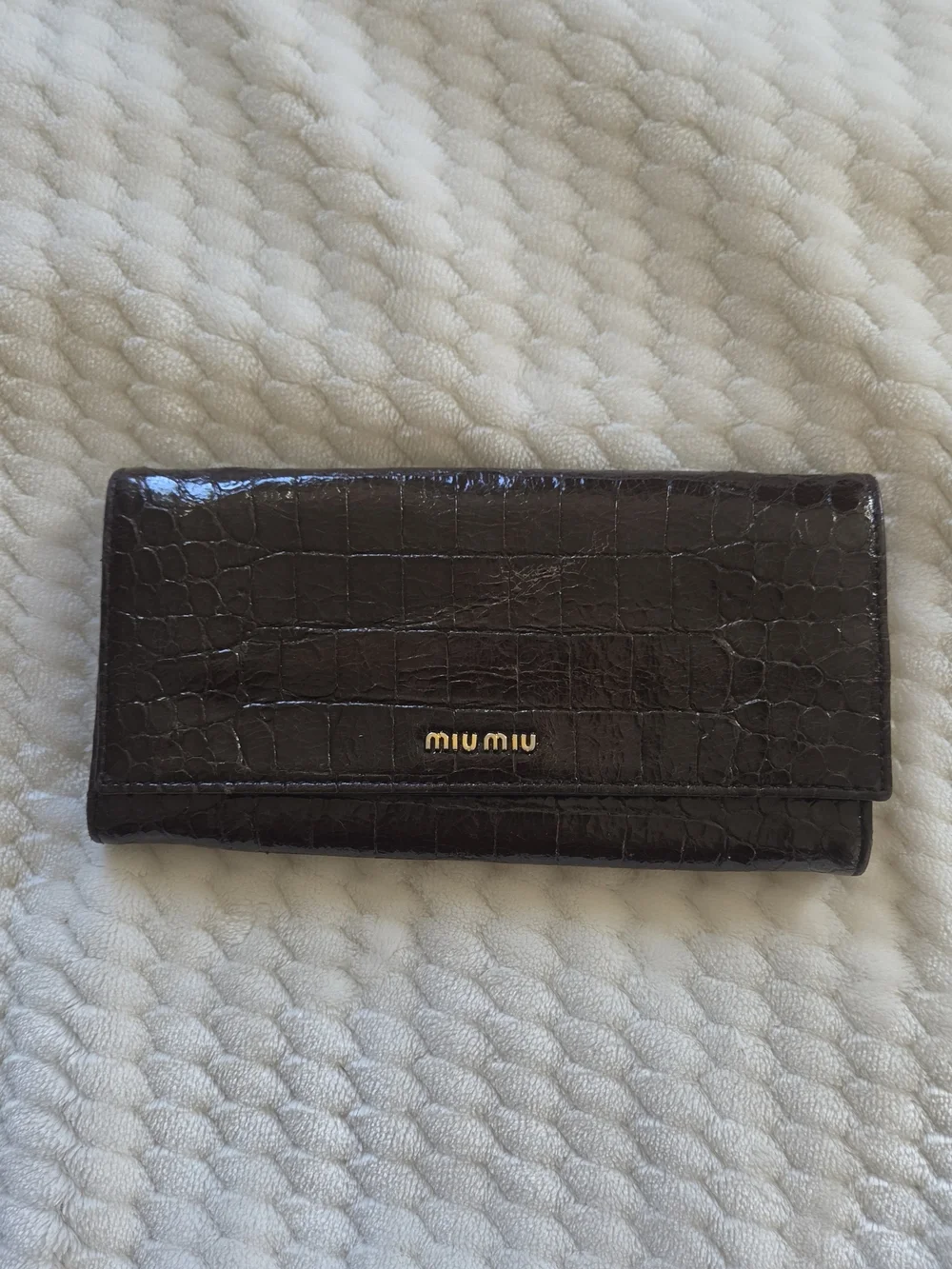 Miu Miu Croc-Embossed Leather Key & Card Holder in Dark Brown with Gold Logo